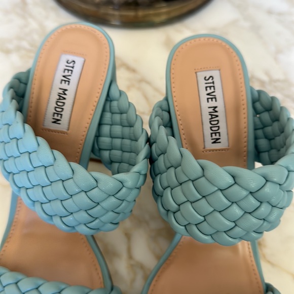 Steve Madden size 10 block heel slides - Picture 5 of 5